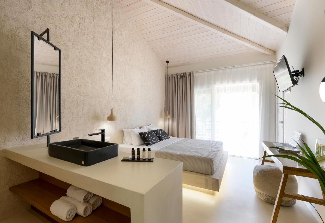 Karidi Beach Boutique Suites Vourvourou Exteriér fotografie